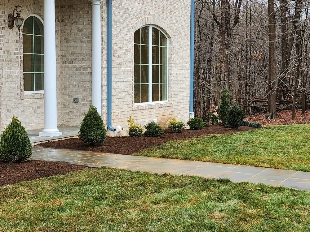 Local lawn mowing service experts serving Rockville, MD - E.S Landscaping