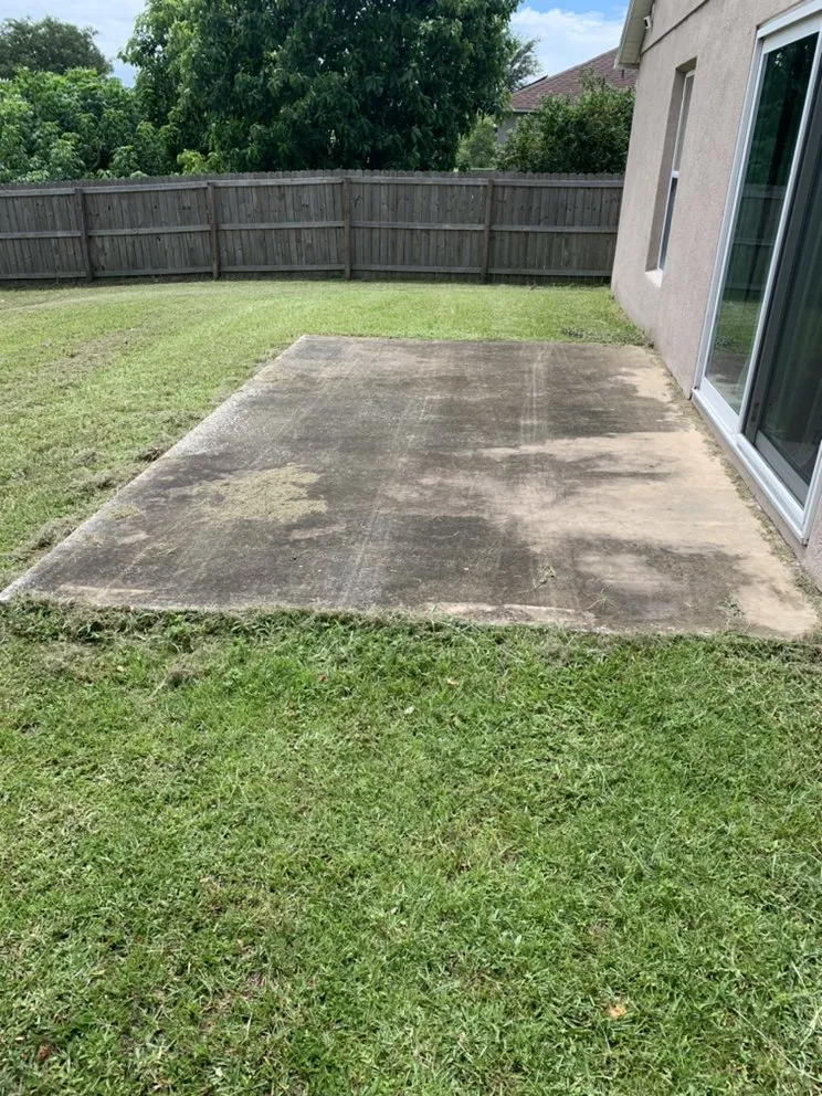 Local landscape installation experts serving Kissimmee, FL - E’s LawnCare & Pressure Wash