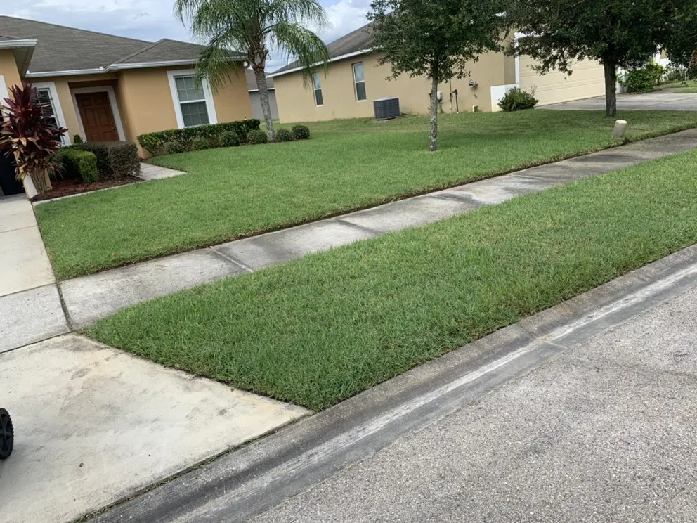 Affordable landscape design experts serving Kissimmee, FL - E’s LawnCare & Pressure Wash