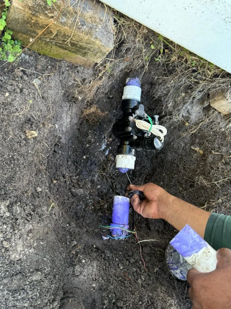 Affordable outdoor landscaping in Southwest Ranches, FL - E&S Lawncare Services