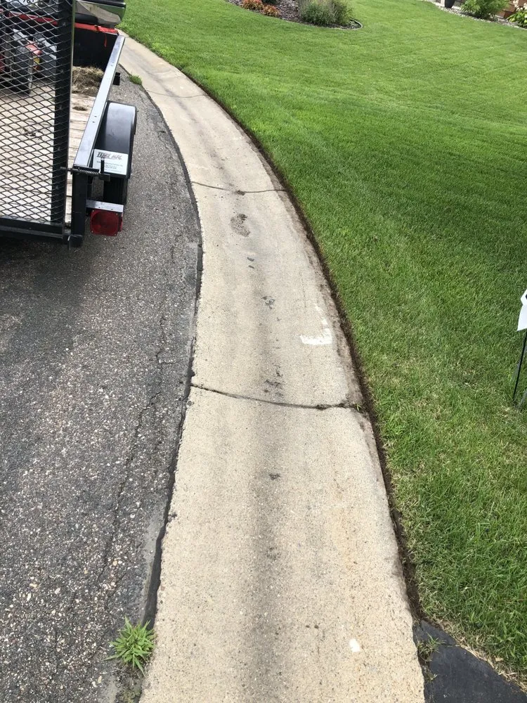 Top-rated outdoor landscaping for homes across Apple Valley, MN - E’S Outdoor Services