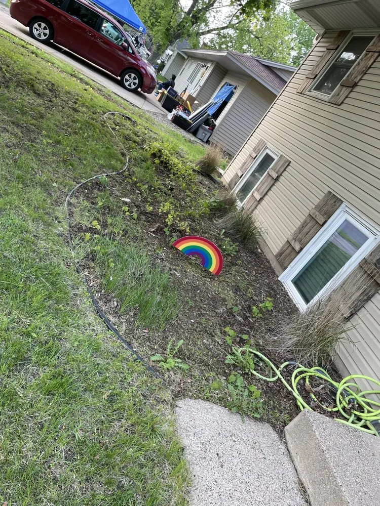 Reliable lawn mowing service near you in Apple Valley, MN by E’S Outdoor Services