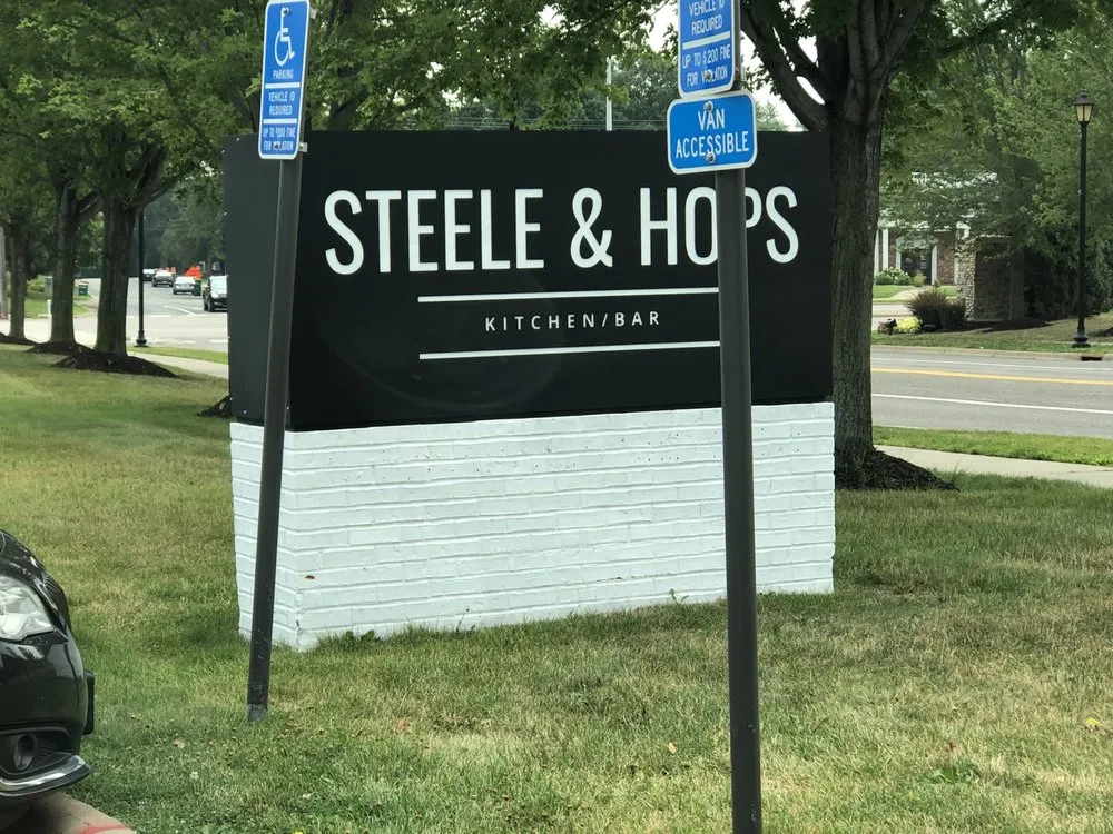 Local yard cleanup service experts serving Apple Valley, MN - E’S Outdoor Services