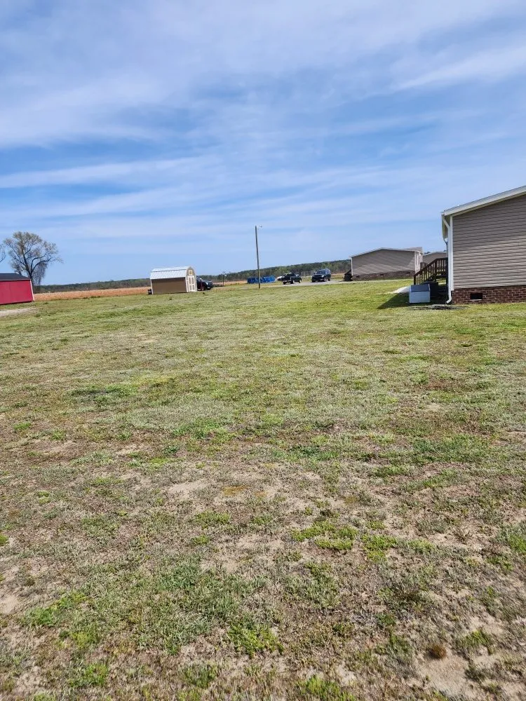 Expert lawn care service in Coats, NC - Escamilla Especial Landscaping