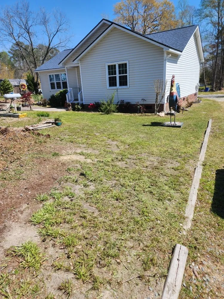 Expert yard maintenance experts serving Coats, NC - Escamilla Especial Landscaping