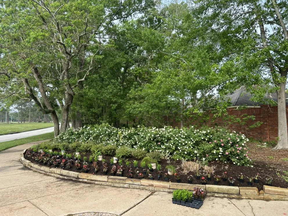 Reliable garden landscaping experts serving Houston, TX - Escamilla Landcaping