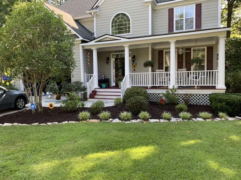 Trusted lawn care service in Summerville, SC by Escamilla Lawn Service