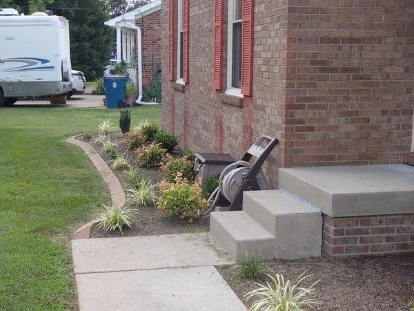 Affordable residential landscaping for beautiful yards in Louisville, KY by Escape Landscaping