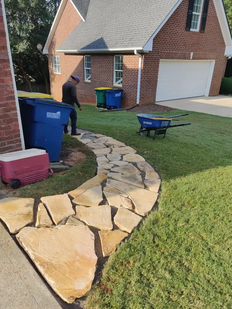 Local garden landscaping in Nicholson, GA by Escobar Landscaping