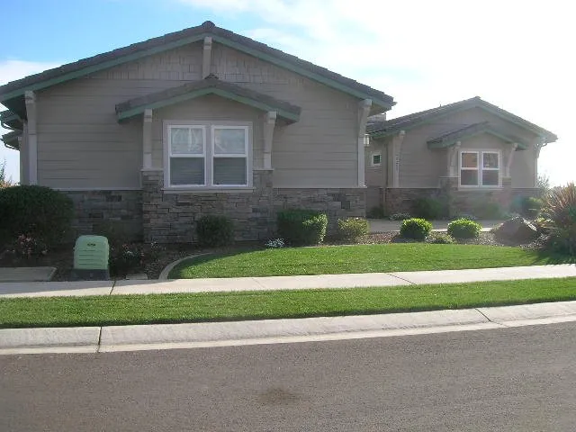 Local yard cleanup service in Santa Maria, CA by Escobar Landscaping