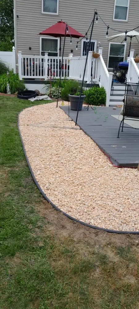 Local yard cleanup service in Sicklerville, NJ - Escobar Landscaping