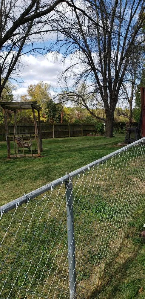 Trusted garden landscaping in Kansas City, KS by Escobar Tree and Lawn Service