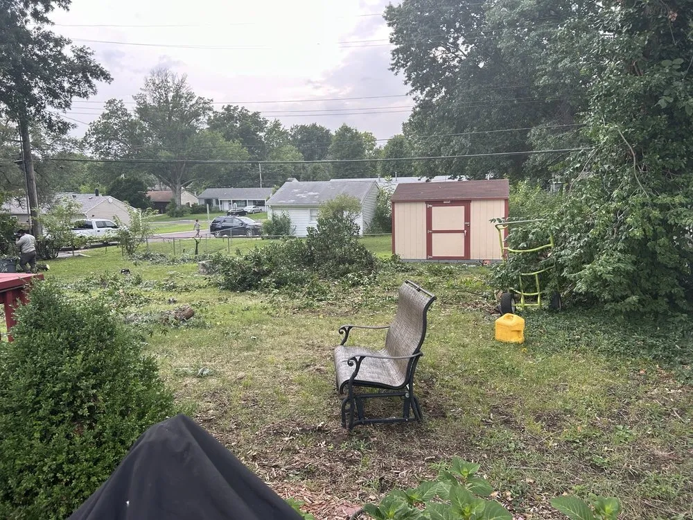 Custom landscaping services for beautiful yards across Kansas City, KS - Escobar Tree and Lawn Service