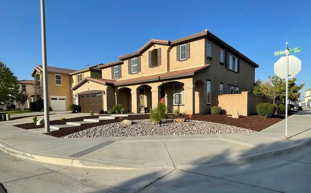 Trusted lawn mowing service for beautiful yards across Lake Elsinore, CA - Escobar's Construction