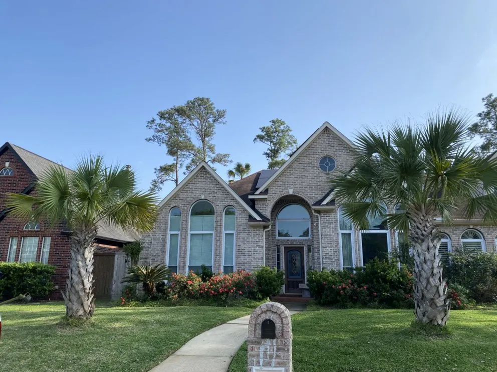 Affordable outdoor landscaping for residential properties across Cleveland, TX - Escobar’s landscaping