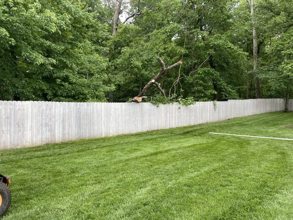 Local lawn mowing service experts serving Woodbridge, VA - Escobar's Lawn Services