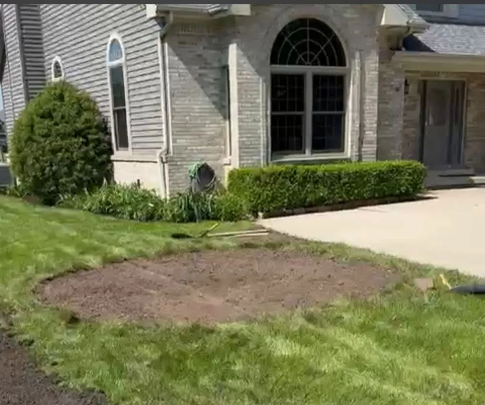 Local yard cleanup service experts serving Bowling Green, OH - Escoboza Landscaping