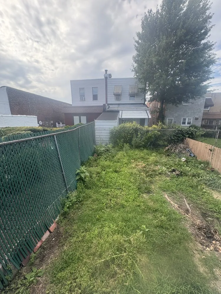 Professional yard maintenance experts serving Riverside, NJ - Escolero Tree Service & Landscaping