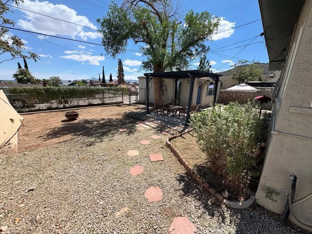 Trusted lawn care service in El Paso, TX - Esco's Home Improvements