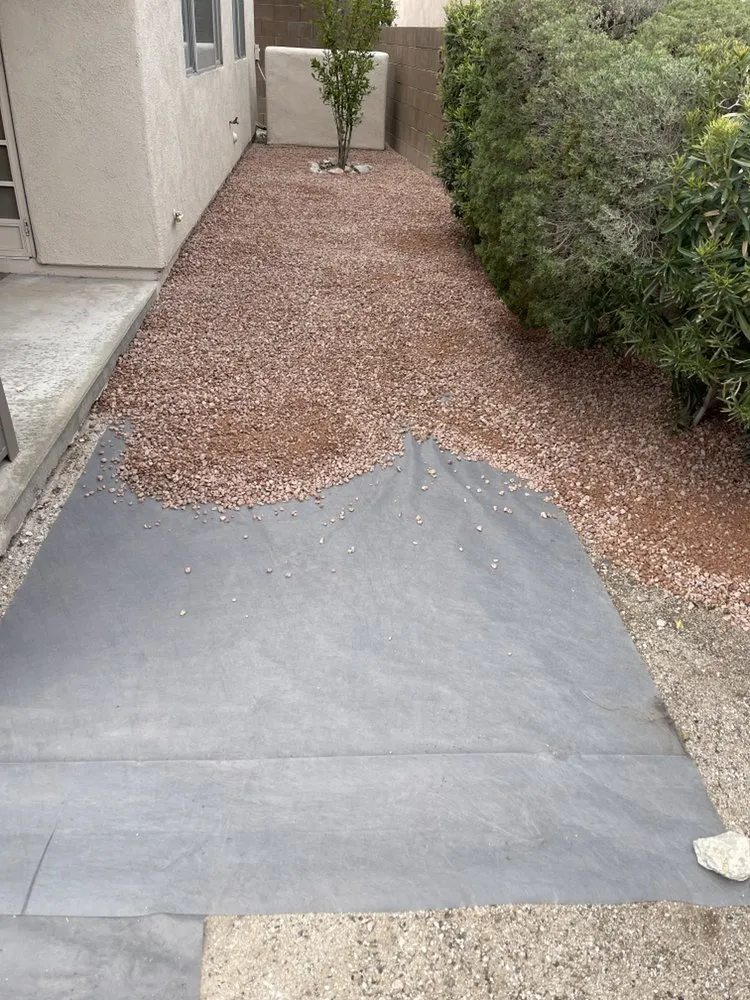 Affordable yard maintenance for residential properties in Tucson, AZ by Escudo Company