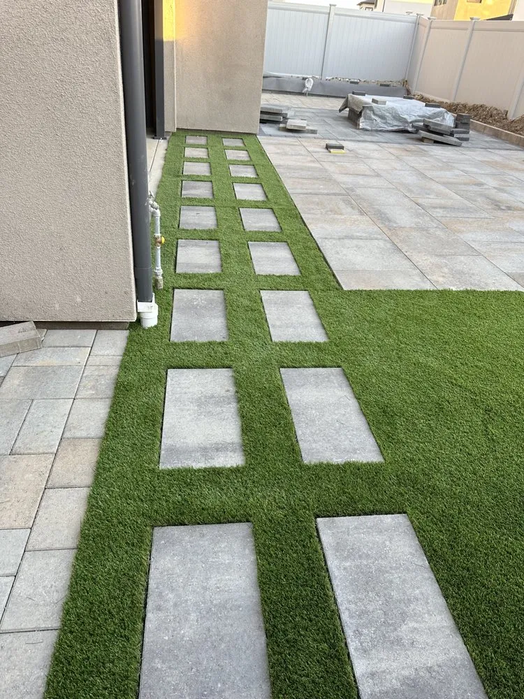 Affordable landscape design experts serving Escondido, CA - ESD turf and paver's