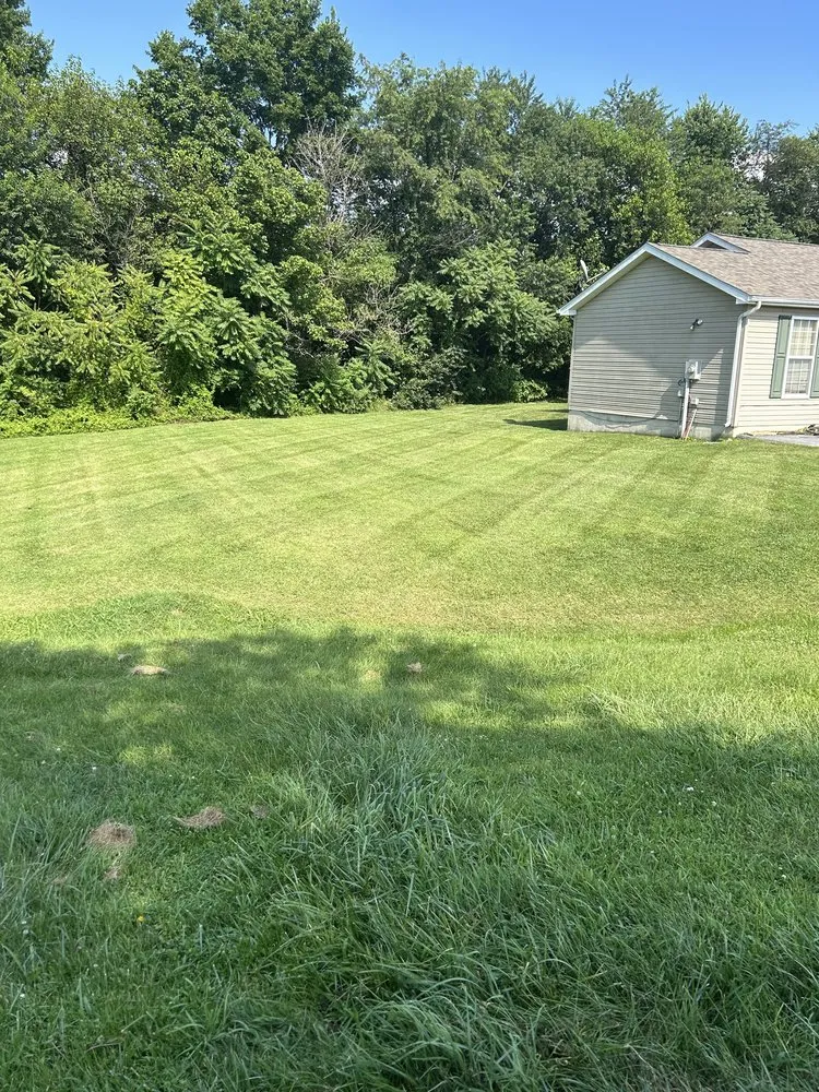 Affordable garden landscaping in Martinsburg, WV by ESG Lawncare