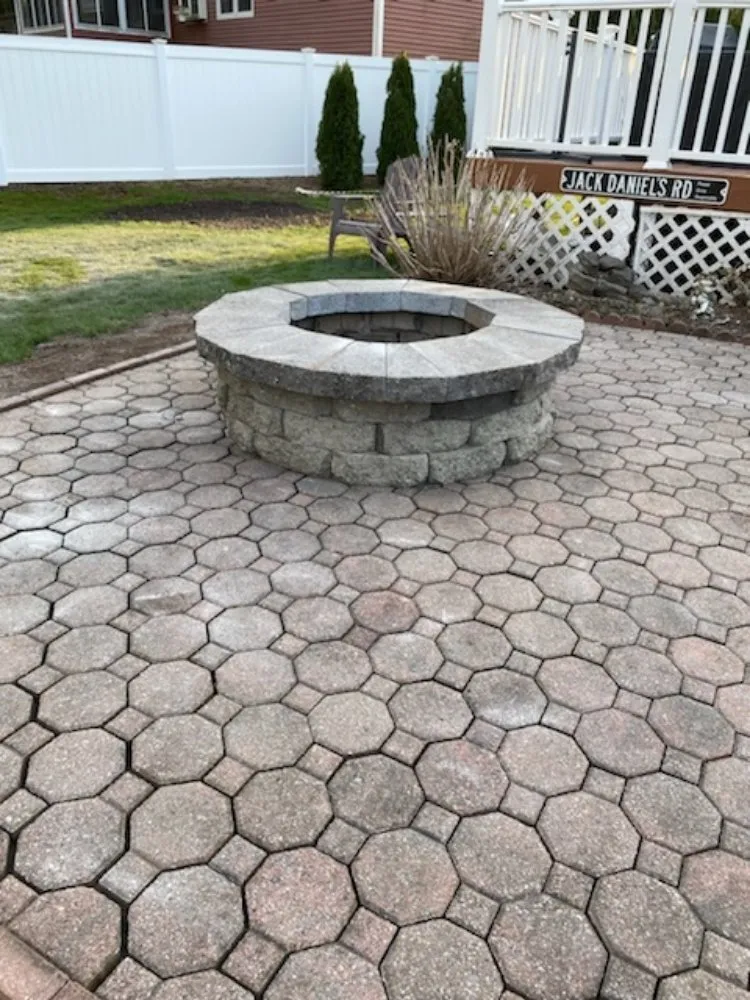 Top-rated landscaping services for year-round maintenance in East Haven, CT by ESP Enterprises