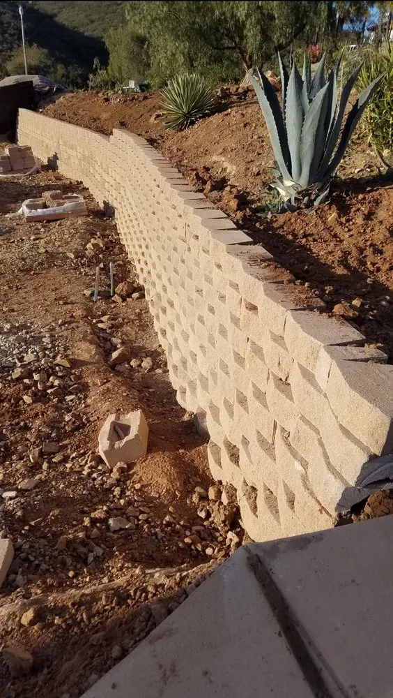 Reliable residential landscaping in Cardiff, CA - Espana Landscaping & Construction