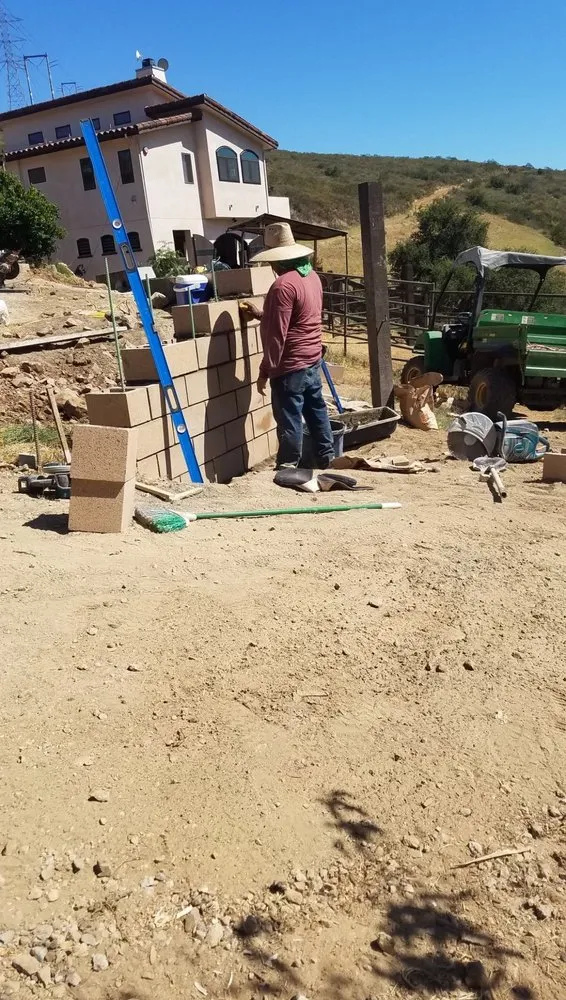 Professional garden landscaping in Cardiff, CA - Espana Landscaping & Construction