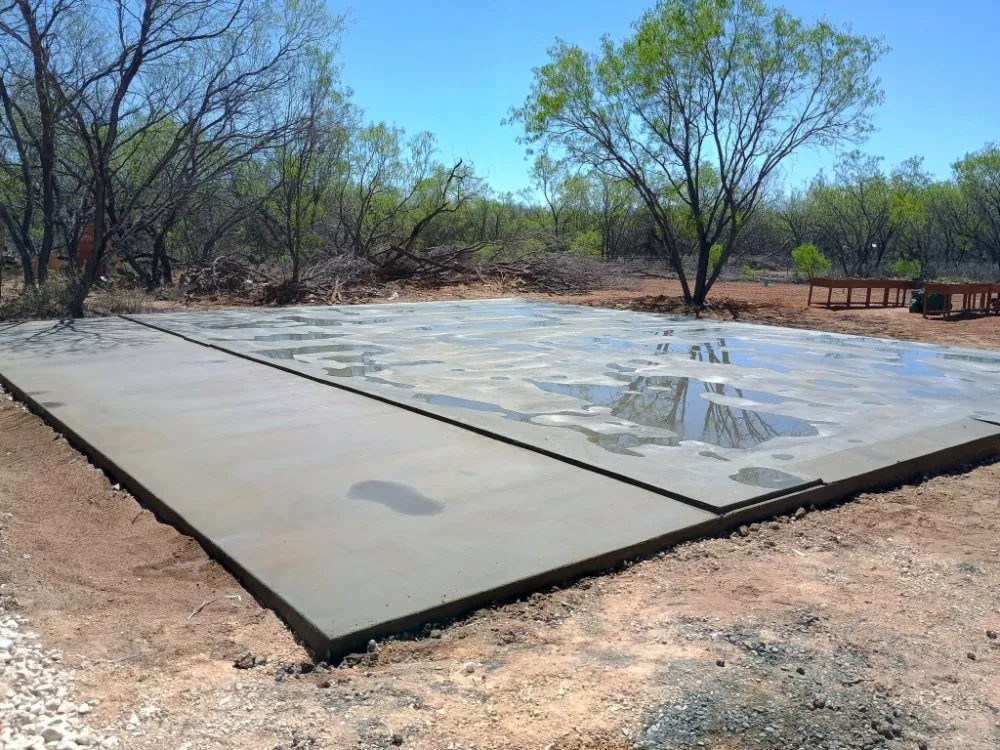 Affordable landscaping services in Manor, TX by Esparza Concrete