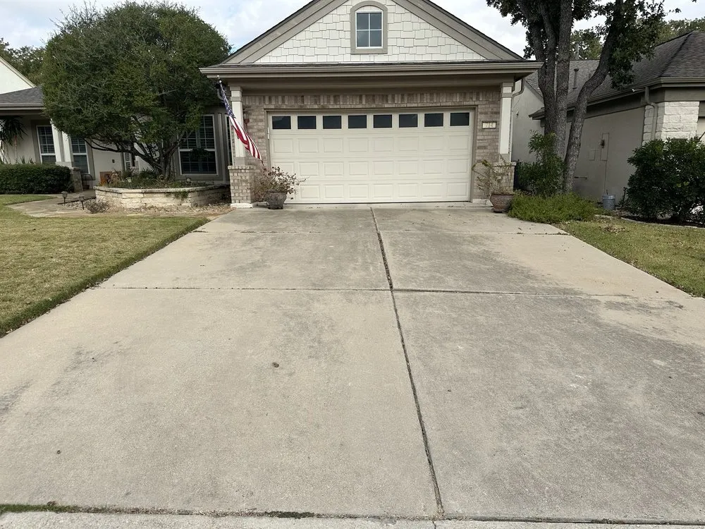 Affordable landscaping services for homes in Manor, TX by Esparza Concrete