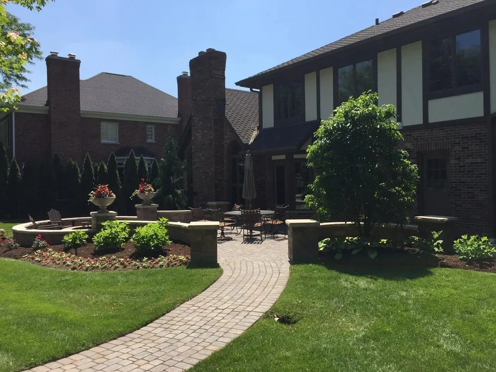 Local outdoor landscaping in Chicago, IL - Esparza Landscapes