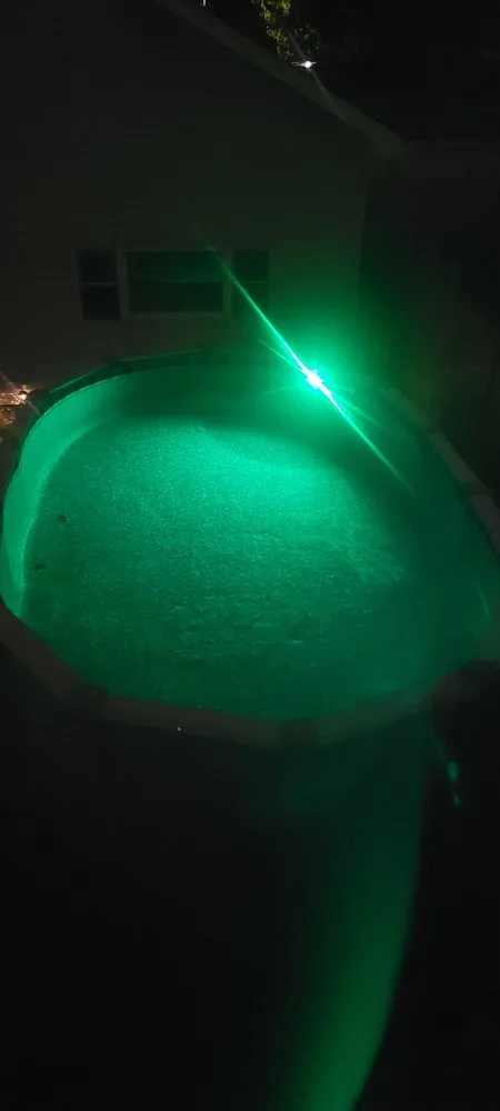 Reliable lawn mowing service experts serving Chicago Ridge, IL - Esparza Pool Installation & Landscaping