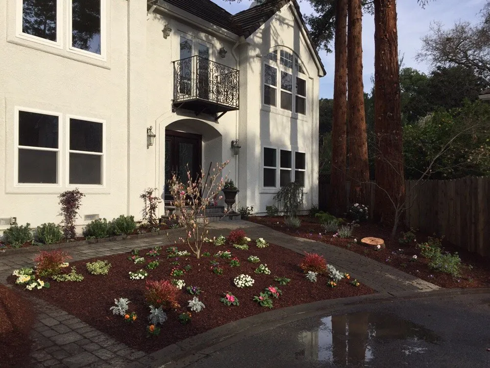 Custom yard cleanup service with custom design in Redwood City, CA by Espino's Landscaping & Maintenance
