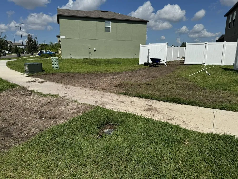 Custom outdoor landscaping experts serving Ruskin, FL - Espinosa Landscaping