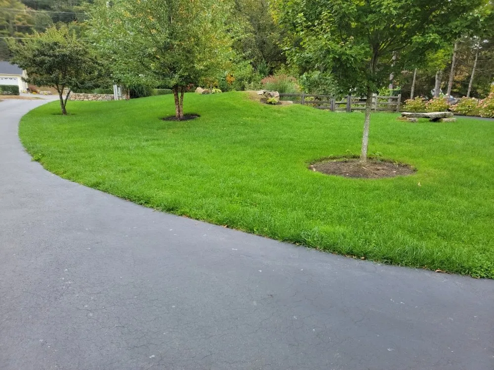 Reliable garden landscaping in Clinton, MA by Espinoza Landscaping