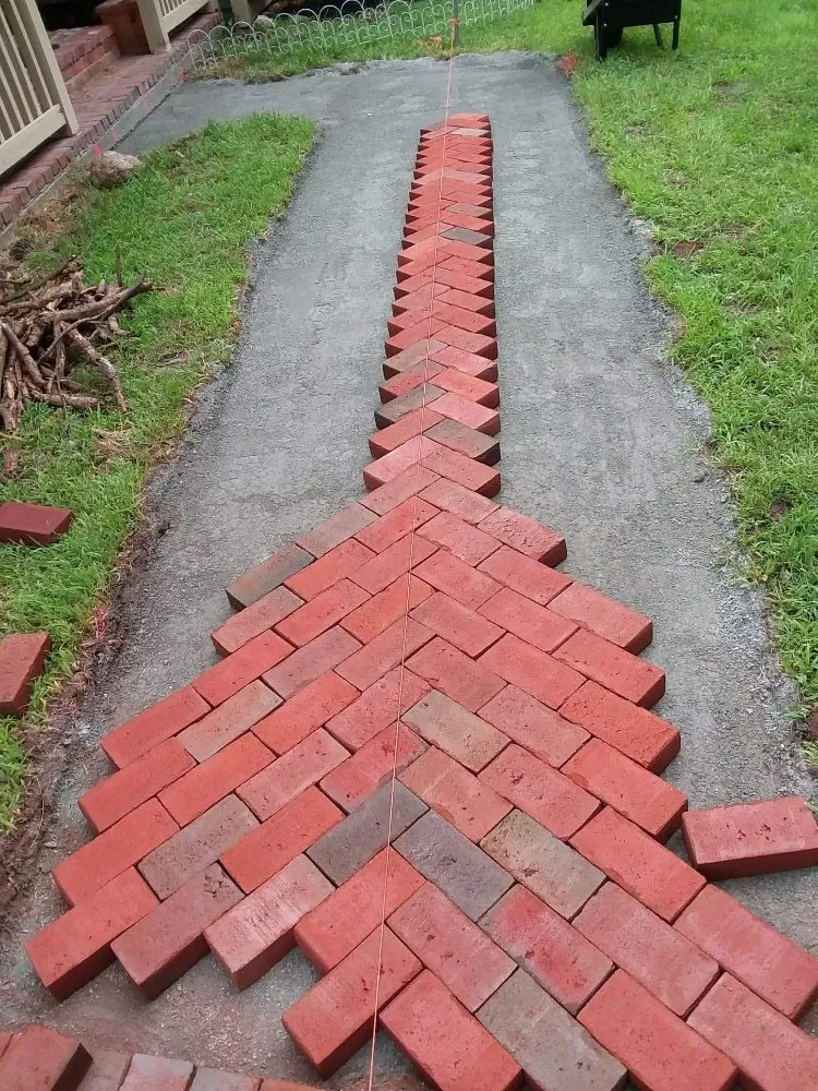 Custom garden landscaping experts serving Clinton, MA - Espinoza Landscaping