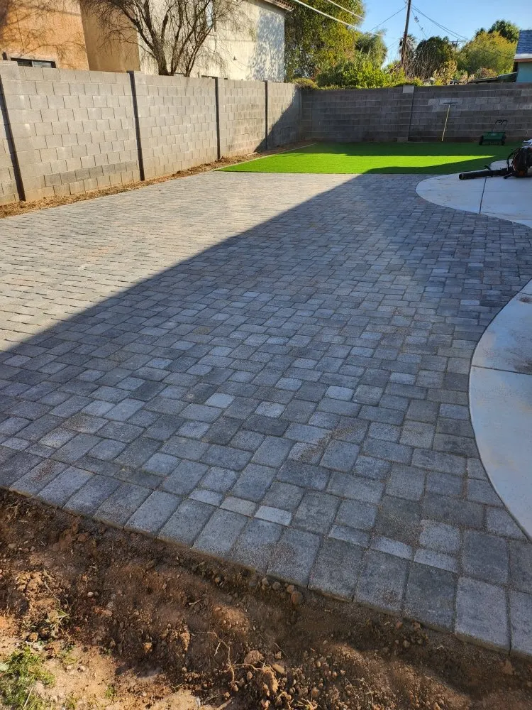 Local garden landscaping experts serving Mesa, AZ - Espinoza landscaping