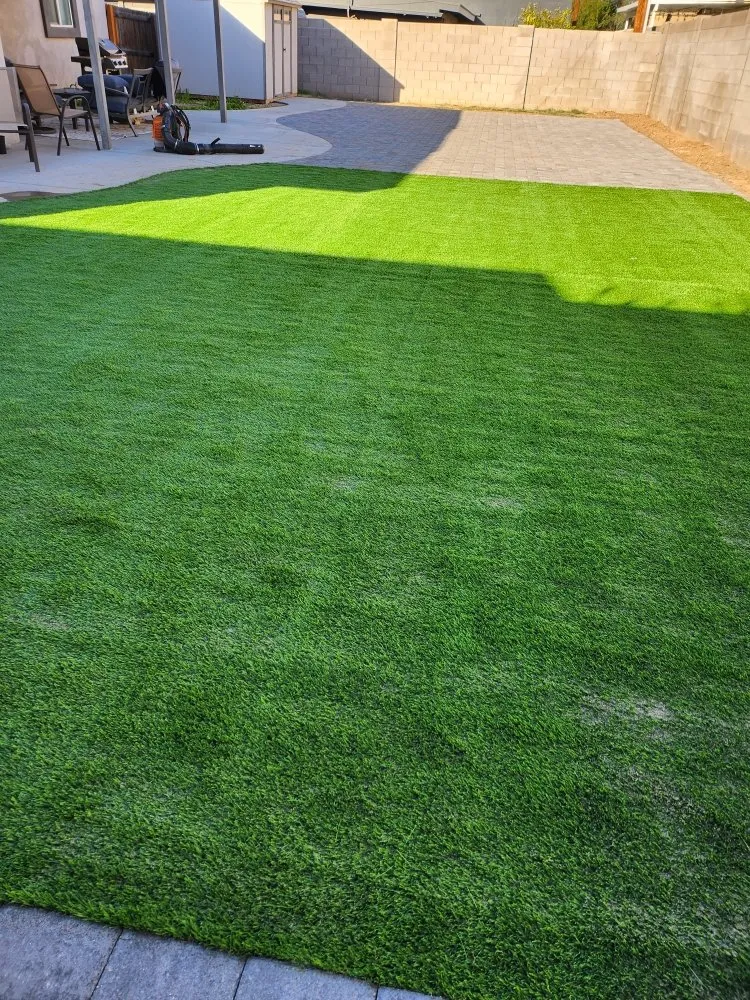 Custom landscaping services for year-round maintenance across Mesa, AZ - Espinoza landscaping