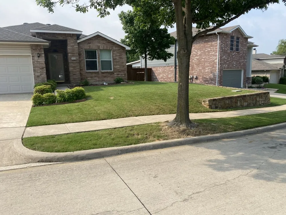 Top-rated landscape design in Valley View, TX by Espinoza Landscaping