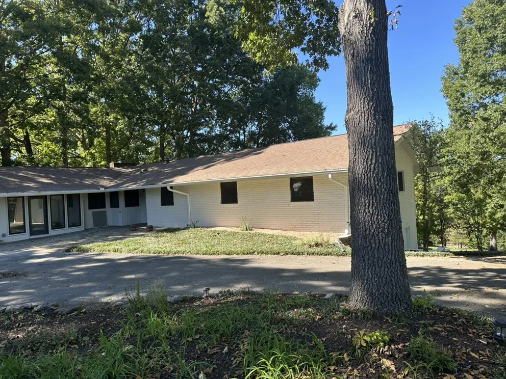 Professional landscape design experts serving Knoxville, TN - Espinoza painting & landscaping