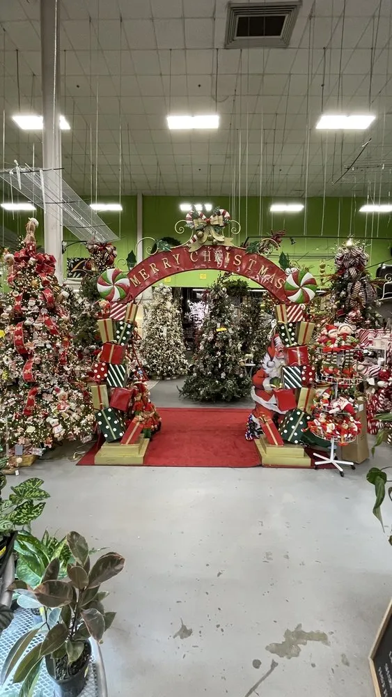 Custom landscaping services for homes across Tallahassee, FL - Esposito Garden Center