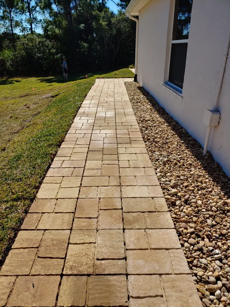 Custom outdoor landscaping experts serving Palm Bay, FL - Esposito's Landscaping and Lawn Care