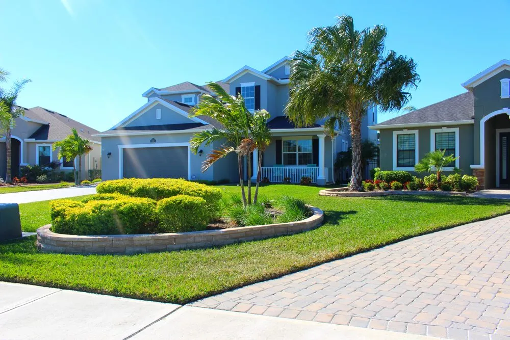 Affordable landscape design experts serving Palm Bay, FL - Esposito's Landscaping and Lawn Care