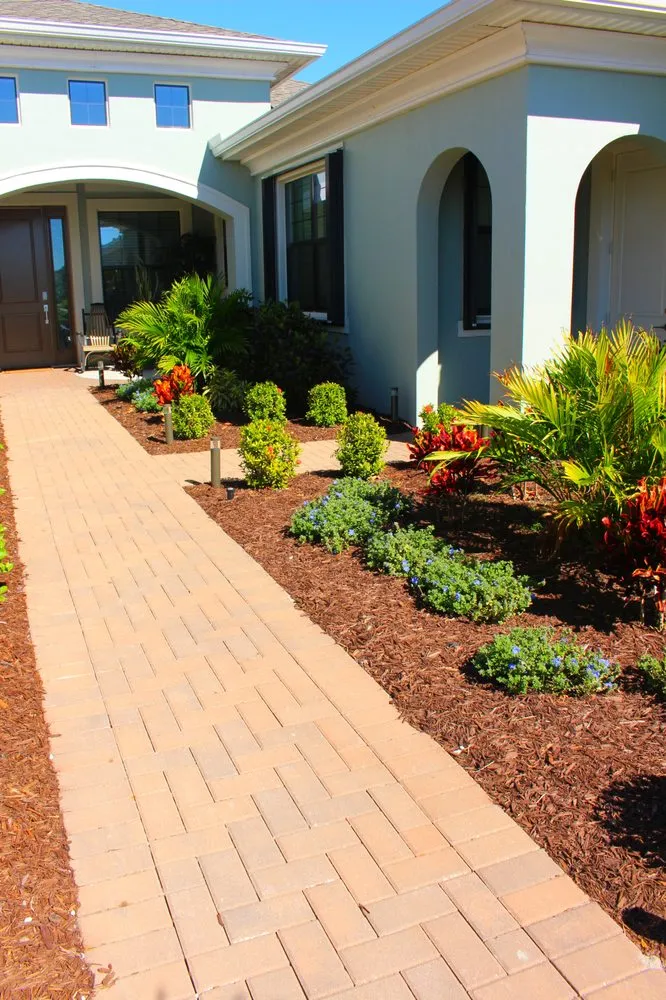 Professional garden landscaping in Palm Bay, FL - Esposito's Landscaping and Lawn Care