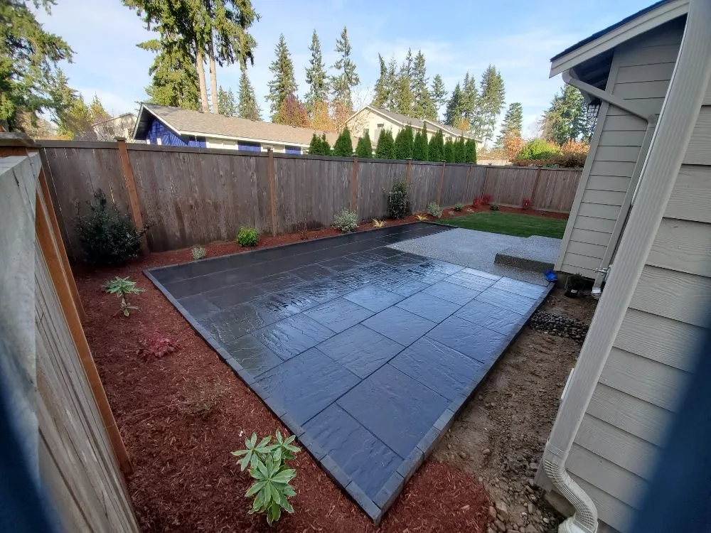 Reliable landscaping services in Seattle, WA by ESS General Contractor