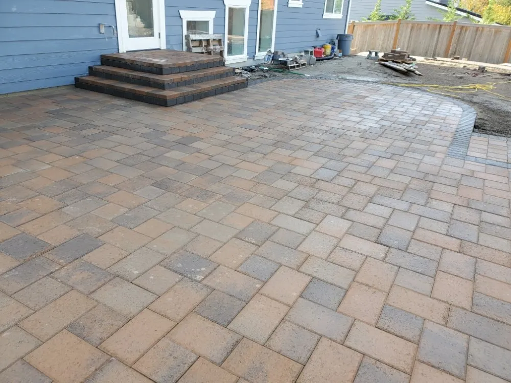 Expert lawn care service in Seattle, WA - ESS General Contractor