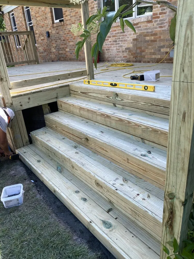 Affordable landscaping services in Cedar Creek, TX by Essential Landscaping