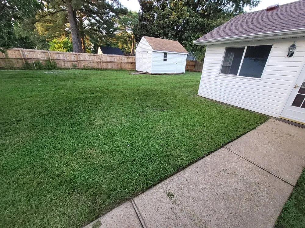 Top-rated landscape design experts serving Suffolk, VA - Essential Lawn Care