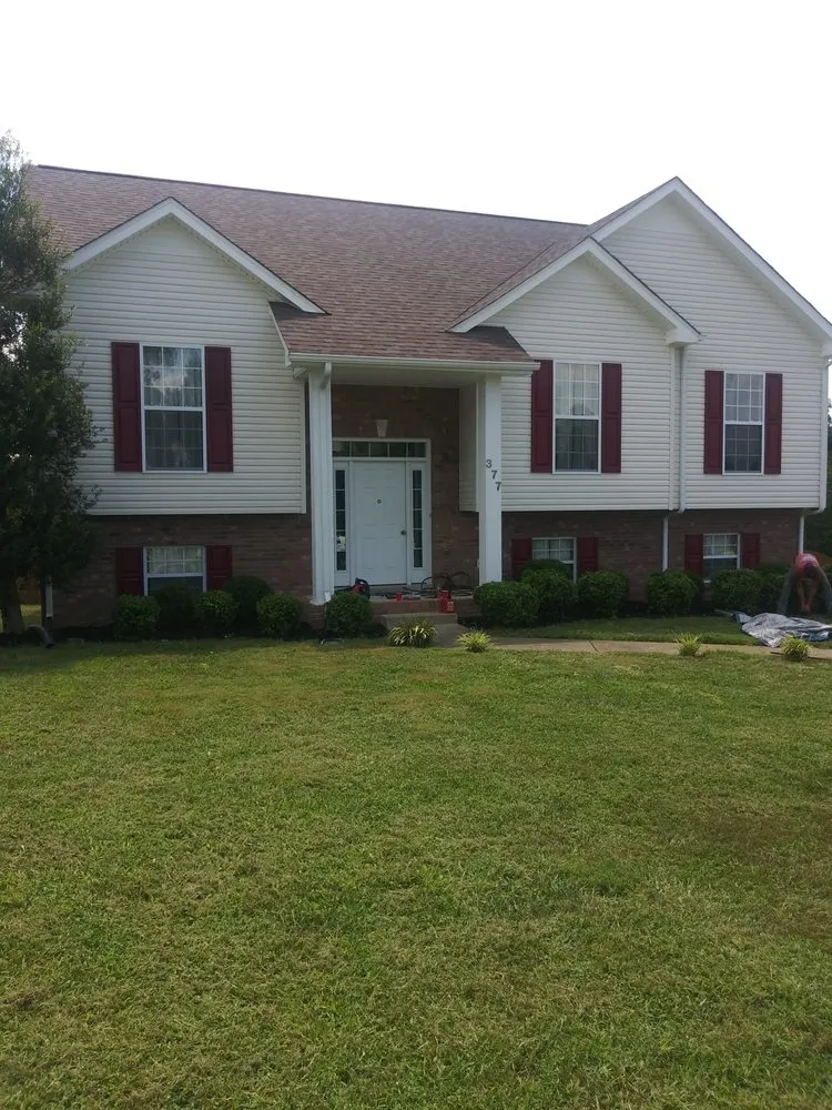 Local residential landscaping in Cunningham, TN by Esser & Son's Lawn Care